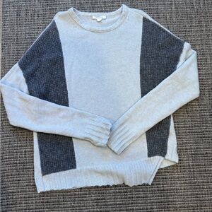 Duffy Women's Gray and Black Crew Neck Wool Blend Sweater